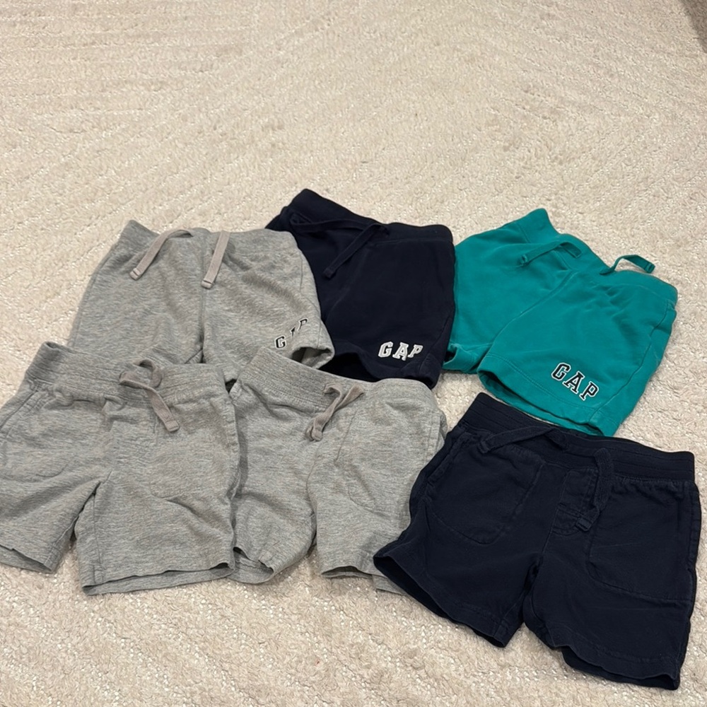Gap - 2T shorts!